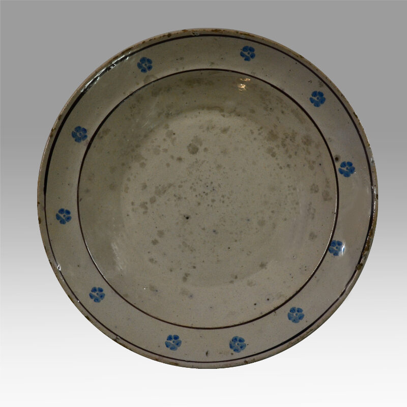 An Italian 19th century ceramic plate