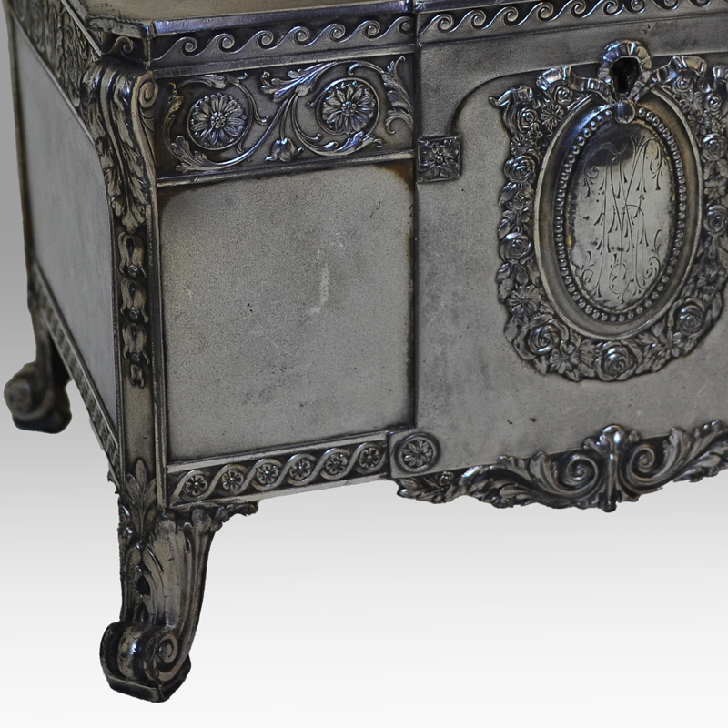 A German Art Nouveau jewelry box by WMF - Image 5